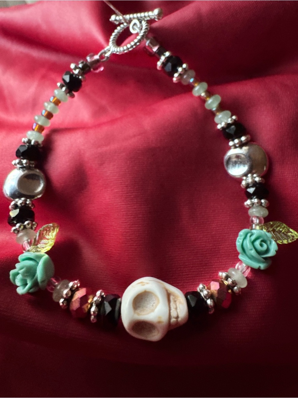 Handmade Turquoise Rose & White Skull Beaded Bracelet